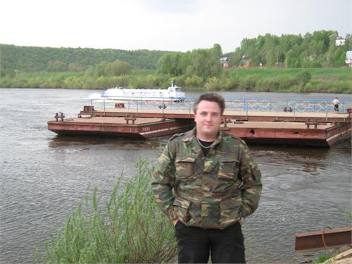  Понтонный  мост ,  переправа  на  Алексин .
