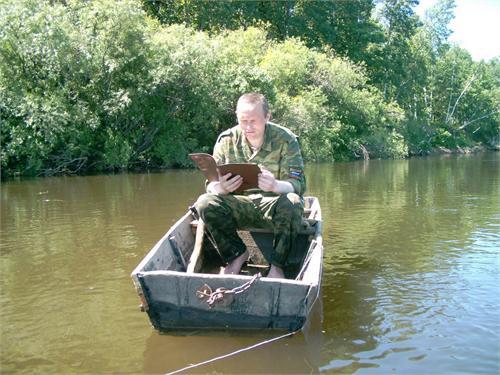 А это мой товарищ - такой же 