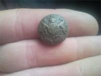 Чья пуговка? какой страны?