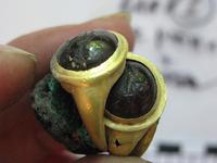 В Крыму найден богатый клад времён Боспорского царства фото 3 участников экспедиции