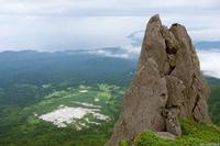 легендарный золотой обоз, якобы спрятанный японцами в 1945 году где-то в распадке между двумя селами — Пятиречьем и Чапланово