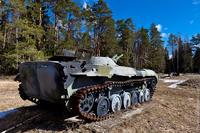 А боевая машина пехоты уже явно сделано не из фанеры вид с зади