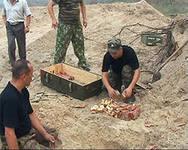 Копатели нашли тротилл