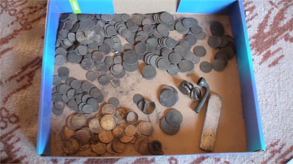 найдено вмести с серебром