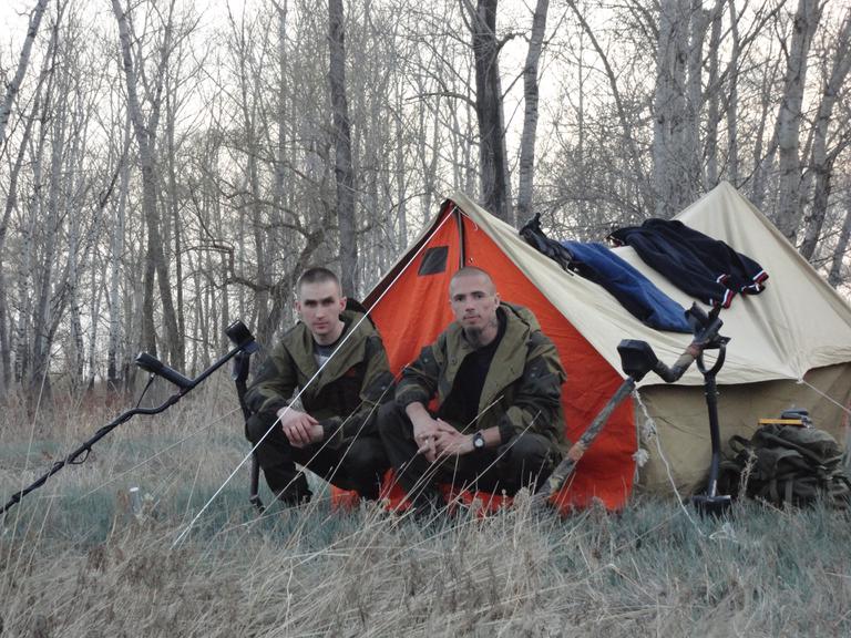 Разбили лагерь