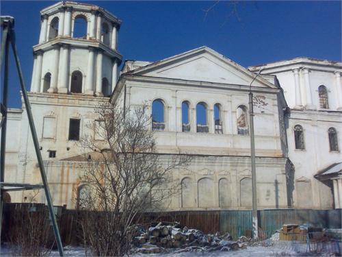 Троицкий собор(Кяхта)Пытаются востановить,пока собирают пожертвование.
