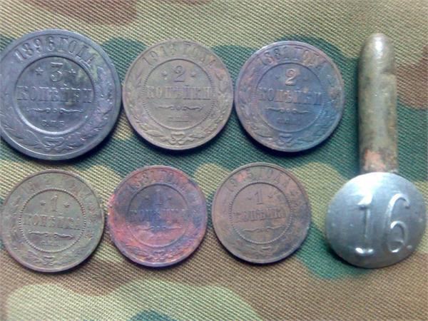 Полазил с МД по зарослям багульника рядом со старои дорогои.(6 июня 2010г.)
