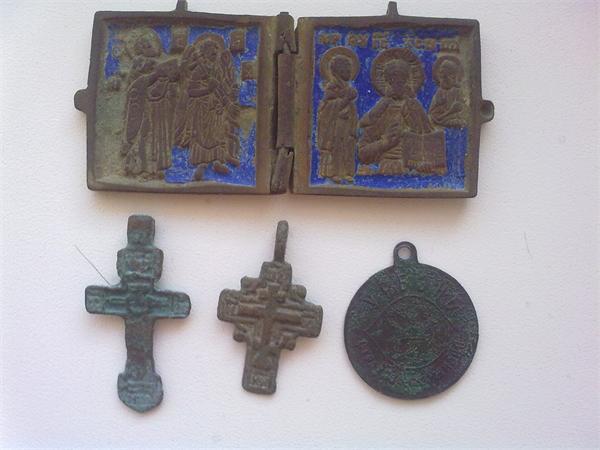 Двустворчатый складень Деисус, Ангел хранитель и святитель Николай 19в, Жетон 