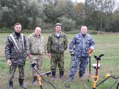 С ДРУЗЬЯМИ НА КОПЕ