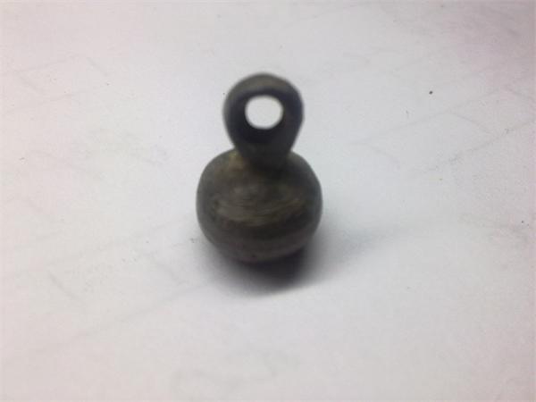 пуговица не знаю от чего