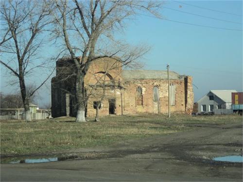 Все что осталось от храма.