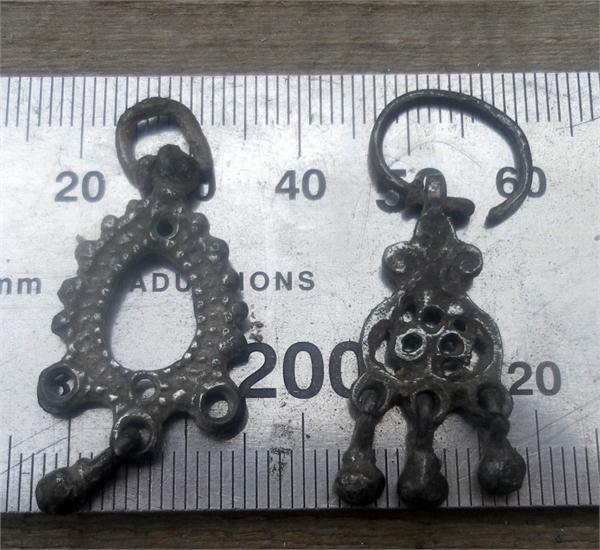 Вроде серьги