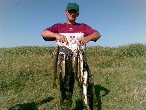 А еще,рыбалку уважаю!!!