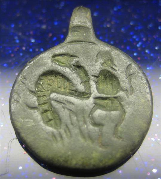 находка 2010г кулон